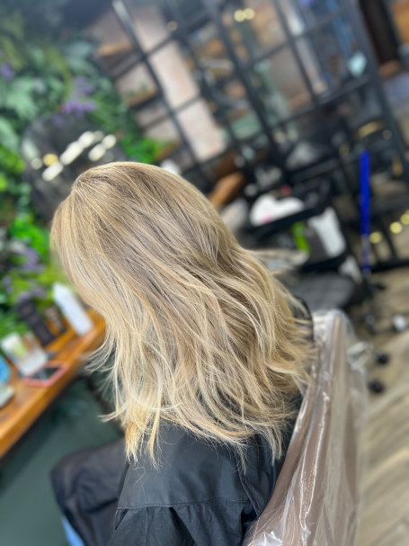 Highlights babyhighlits Airtouch balayage blond hair